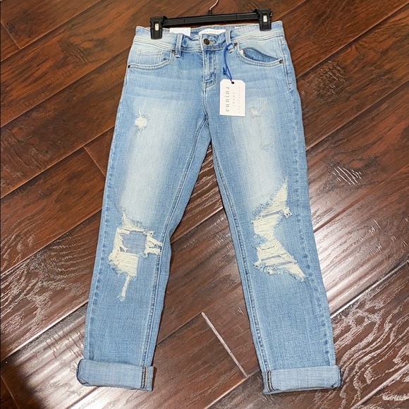Lulu’s Distressed Denim Cropped Jeans - Picture 1 of 6